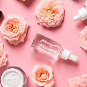 1 bộ skincare gồm những gì? Các bước chăm sóc da cơ bản cho người mới