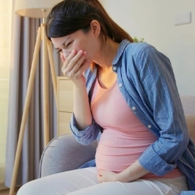 Bà Bầu Ăn Gì Để Giảm Ốm Nghén? 10 Thực Phẩm Giúp Mẹ Dễ Chịu Hơn
