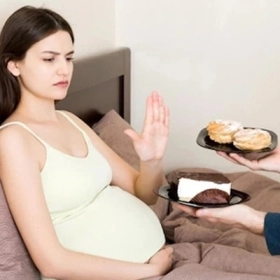 Bà Bầu Kiêng Ăn Gì? Thực Phẩm Cần Tránh Để Thai Kỳ An Toàn