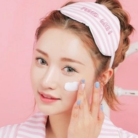 Bôi Dưỡng Ẩm Bao Nhiêu Là Đủ? Lượng Dùng Chuẩn Cho Mỗi Loại Da