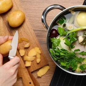 Cách Tự Làm Collagen Uống Tại Nhà Bằng Nguyên Liệu Dễ Tìm