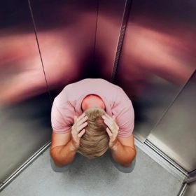Claustrophobia Là Gì? Dấu Hiệu Và Phương Pháp Điều Trị
