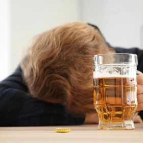 Hội Chứng Cai Rượu: Triệu Chứng, Nguyên Nhân Và Cách Điều Trị Hiệu Quả