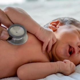 Hội Chứng Hít Phân Su Ở Trẻ Sơ Sinh: Dấu Hiệu Và Hướng Xử Trí