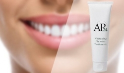 Kem đánh răng Nuskin AP24 Whitening Fluoride Toothpaste