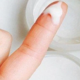 Khí Hư Màu Trắng Đục Là Bị Gì? Nguyên Nhân Và Khi Nào Cần Đi Khám
