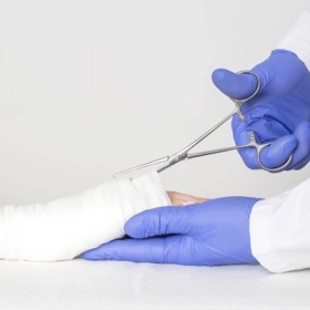 Khớp Giả: Nguyên Nhân, Triệu Chứng Và Phương Pháp Điều Trị Hiệu Quả