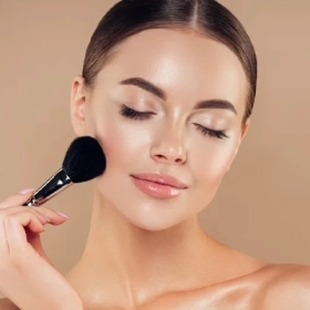 Makeup Nhanh 5 Phút Cho Nàng Bận Rộn: Các Bước Trang Điểm Đơn Giản