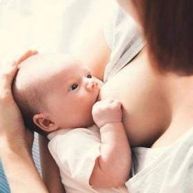 Mẹ Cho Con Bú Ăn Gì Để Con Nhanh Tăng Cân?