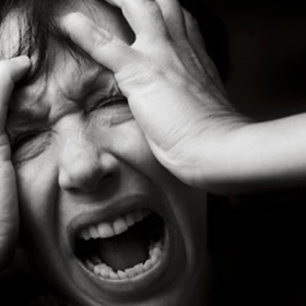Rối Loạn Hoảng Sợ Là Gì? Nguyên Nhân, Triệu Chứng Và Cách Điều Trị Hiệu Quả Rối Loạn Hoảng Sợ Là Gì? Nguyên Nhân, Triệu Chứng Và Cách Điều Trị Hiệu Quả