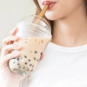 Sau Sinh Bao Lâu Được Uống Trà Sữa? Thời Điểm An Toàn Cho Mẹ