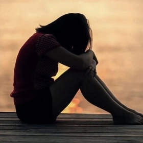 Trầm Cảm Tuổi Dậy Thì: Dấu Hiệu, Nguyên Nhân Và Cách Hỗ Trợ Hiệu Quả