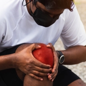 Viêm Gân Bánh Chè: Dấu Hiệu, Giai Đoạn Và Cách Điều Trị