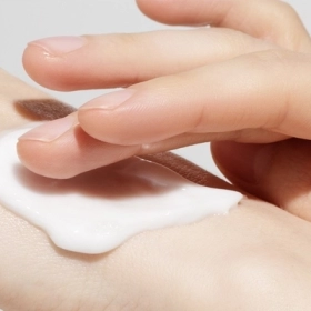 Vitamin A Có Tác Dụng Gì Cho Da Mặt? Lợi Ích Và Cách Sử Dụng An Toàn